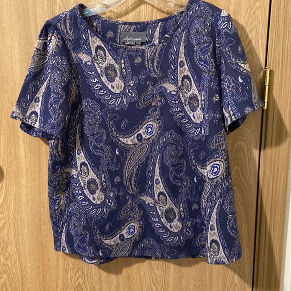 Like new Sparkly paisley navy boho top - Picture 6 of 7